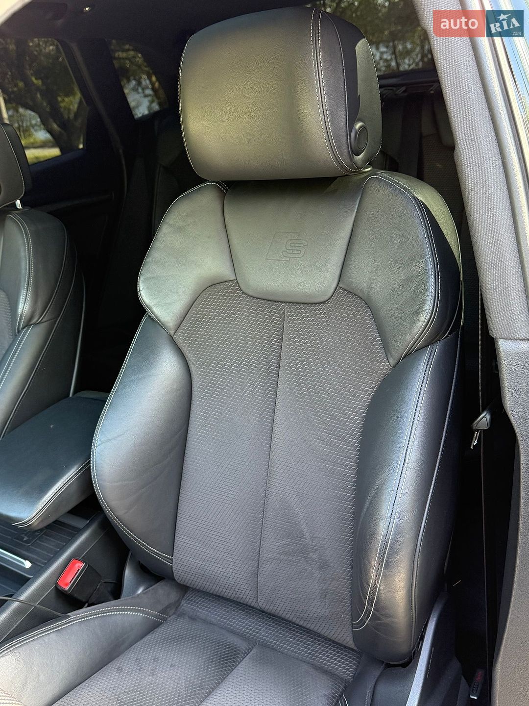 Audi SQ5 2019 VIN WA1B4AFYXL2037124 фото оголошення 16 з 55