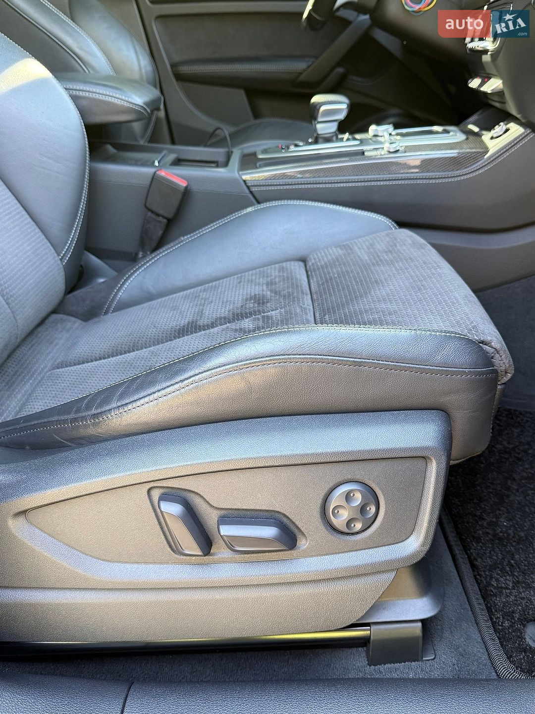 Audi SQ5 2019 VIN WA1B4AFYXL2037124 фото оголошення 31 з 55