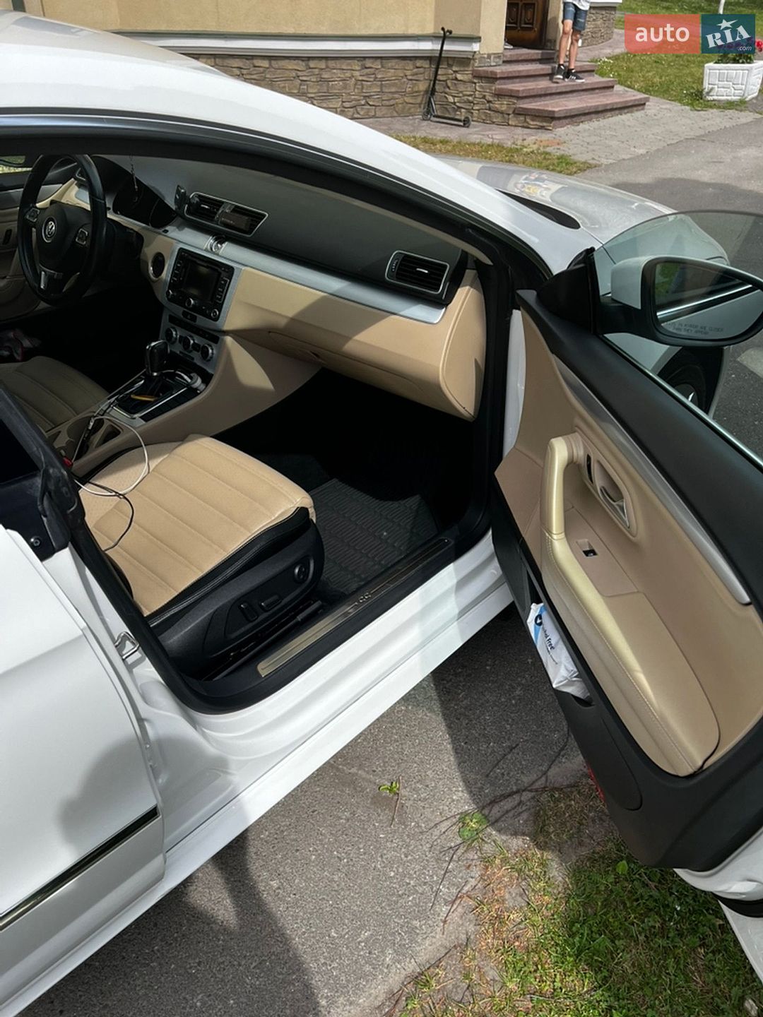 Volkswagen CC / Passat CC 2012 VIN WVWBP7AN0DE513555 фото оголошення 7 з 18