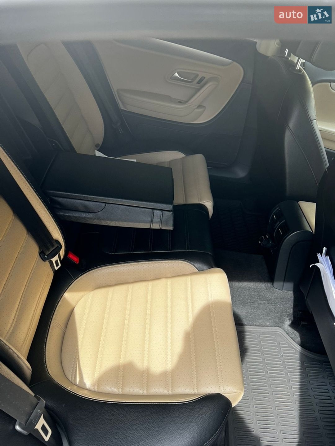 Volkswagen CC / Passat CC 2012 VIN WVWBP7AN0DE513555 фото оголошення 16 з 18