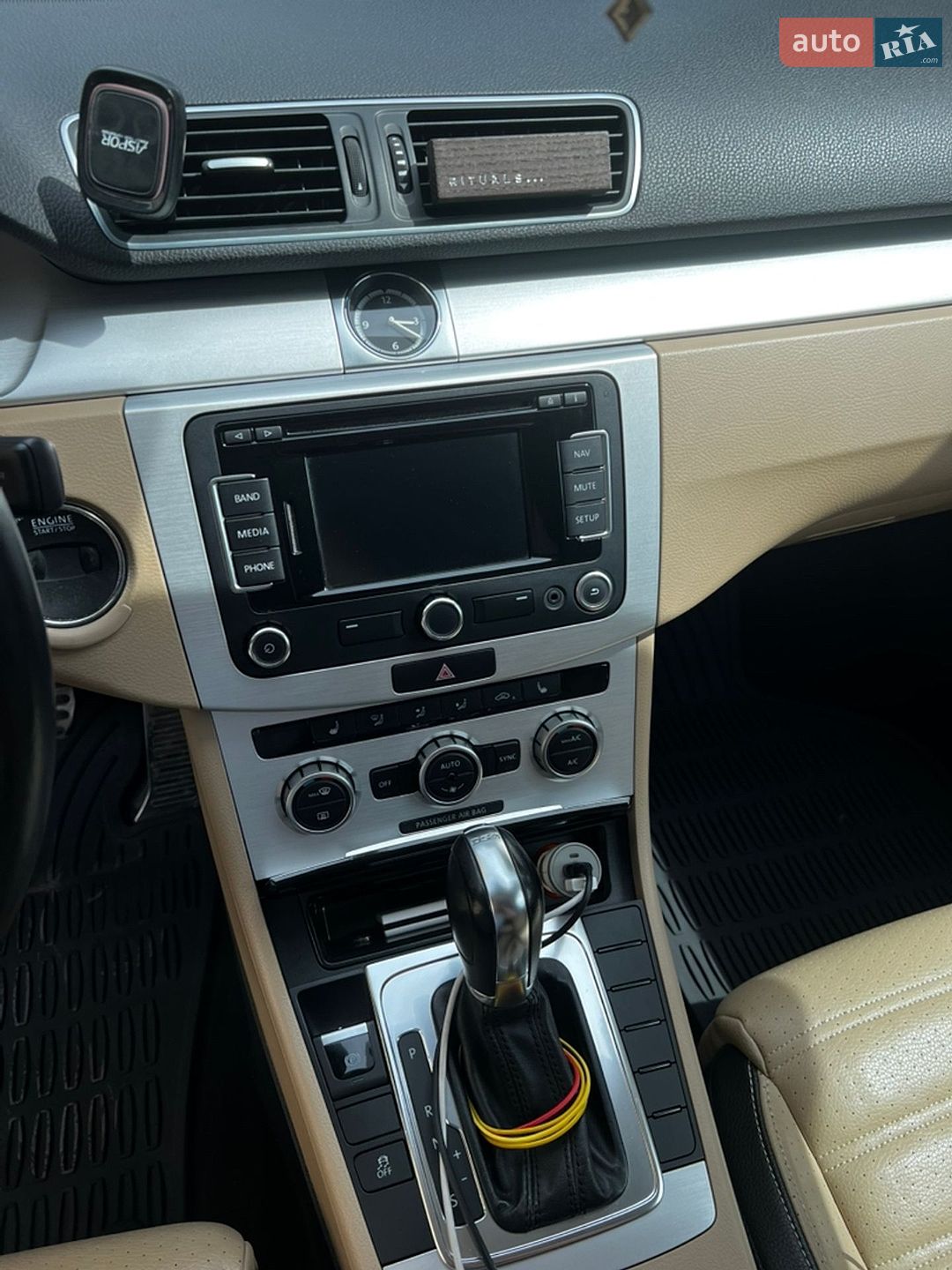 Volkswagen CC / Passat CC 2012 VIN WVWBP7AN0DE513555 фото оголошення 17 з 18