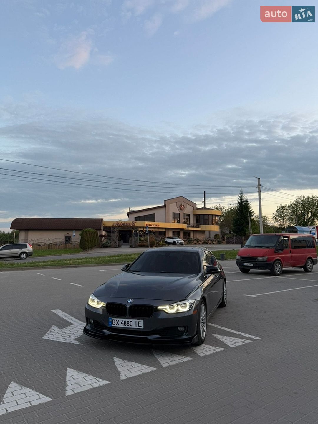 BMW 3 Series 2013 VIN WBA3C1C51DF438527 фото оголошення 2 з 7