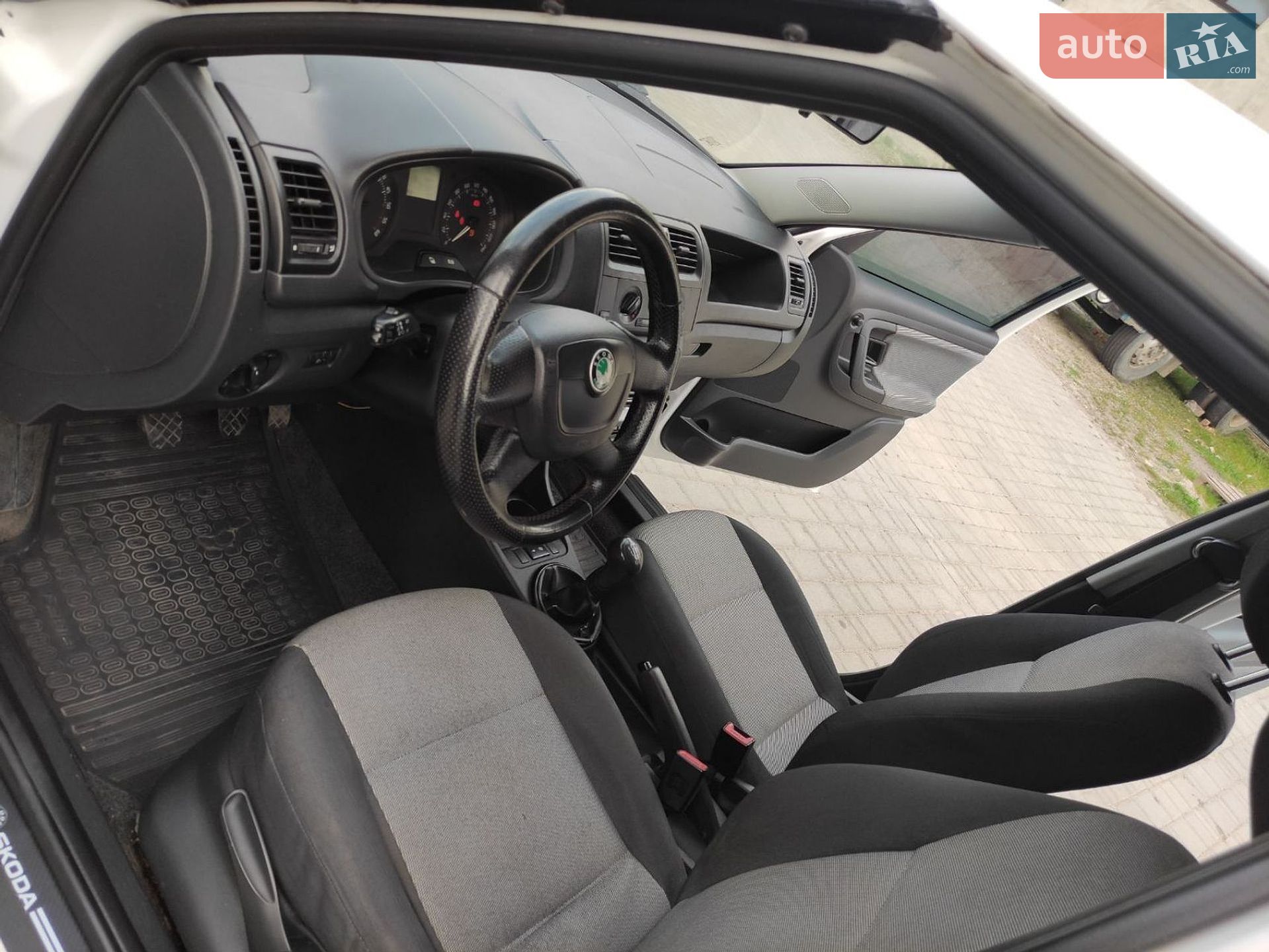 Skoda Fabia 2010 VIN TMB1SB5J8B3045832 фото оголошення 11 з 21
