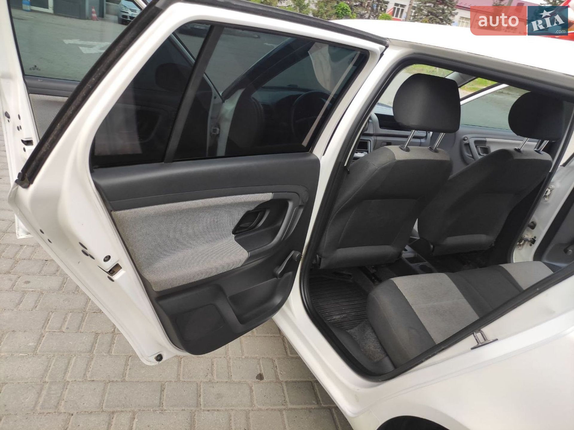 Skoda Fabia 2010 VIN TMB1SB5J8B3045832 фото оголошення 13 з 21