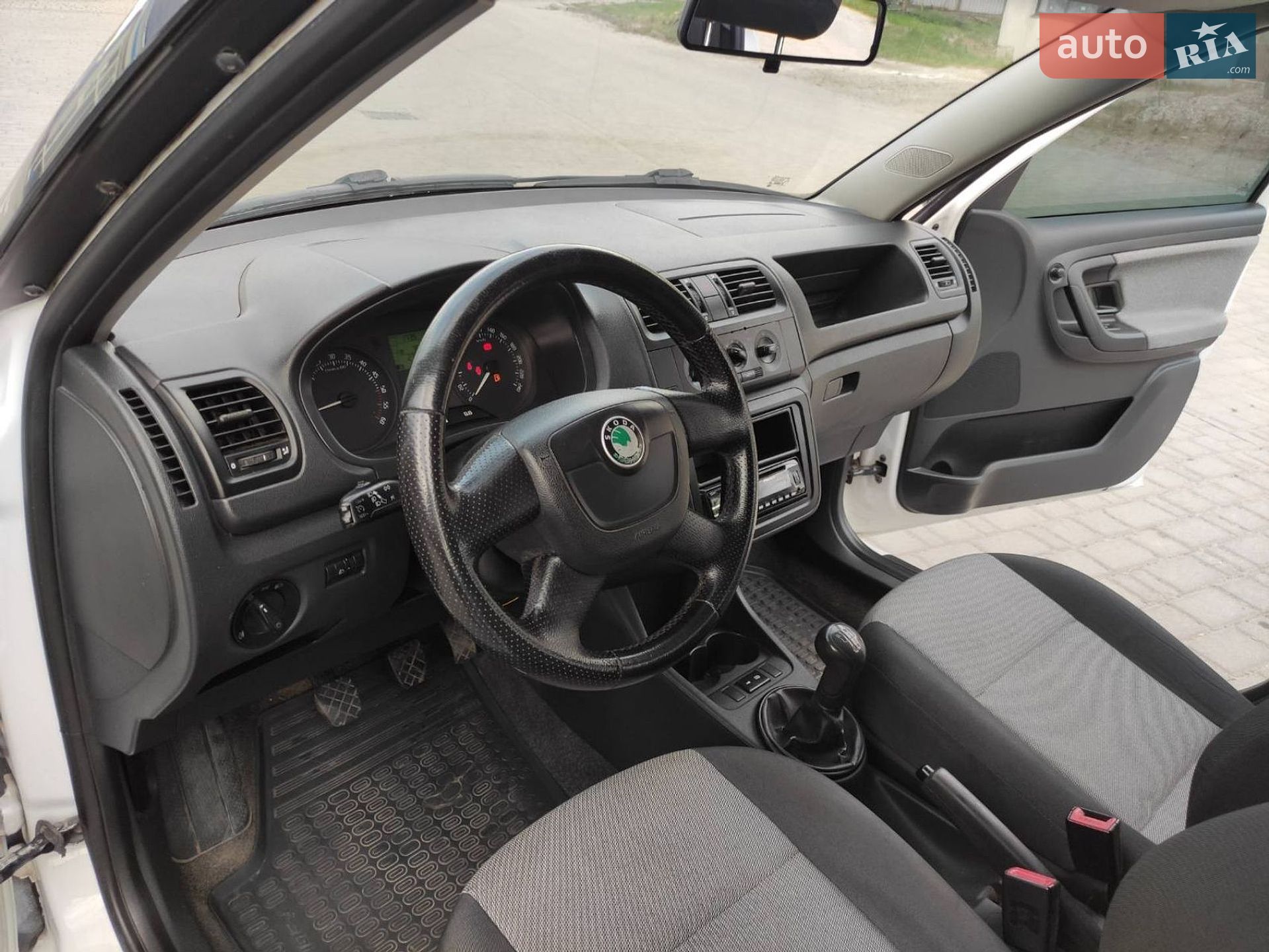 Skoda Fabia 2010 VIN TMB1SB5J8B3045832 фото оголошення 14 з 21