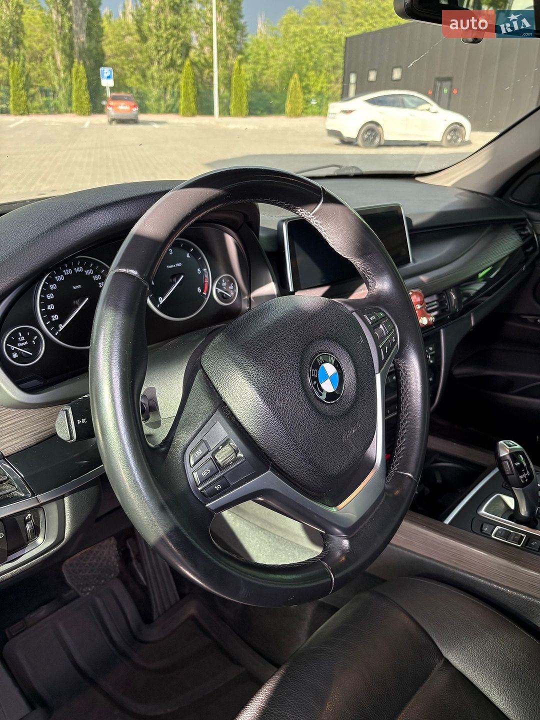 BMW X5 2016 VIN WBALS010900V46038 фото оголошення 32 з 62