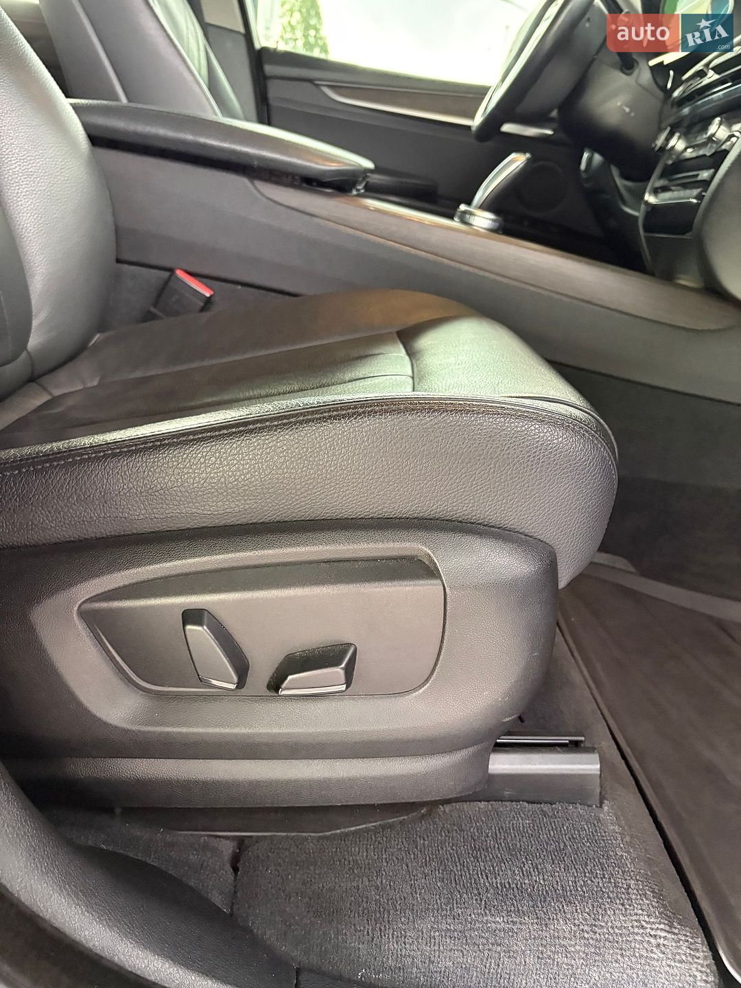 BMW X5 2016 VIN WBALS010900V46038 фото оголошення 38 з 62