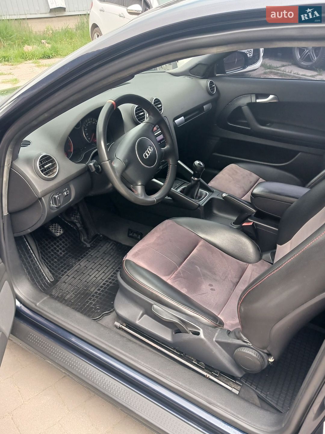 Audi A3 2003 VIN WAUZZZ8P74A016289 фото оголошення 17 з 37