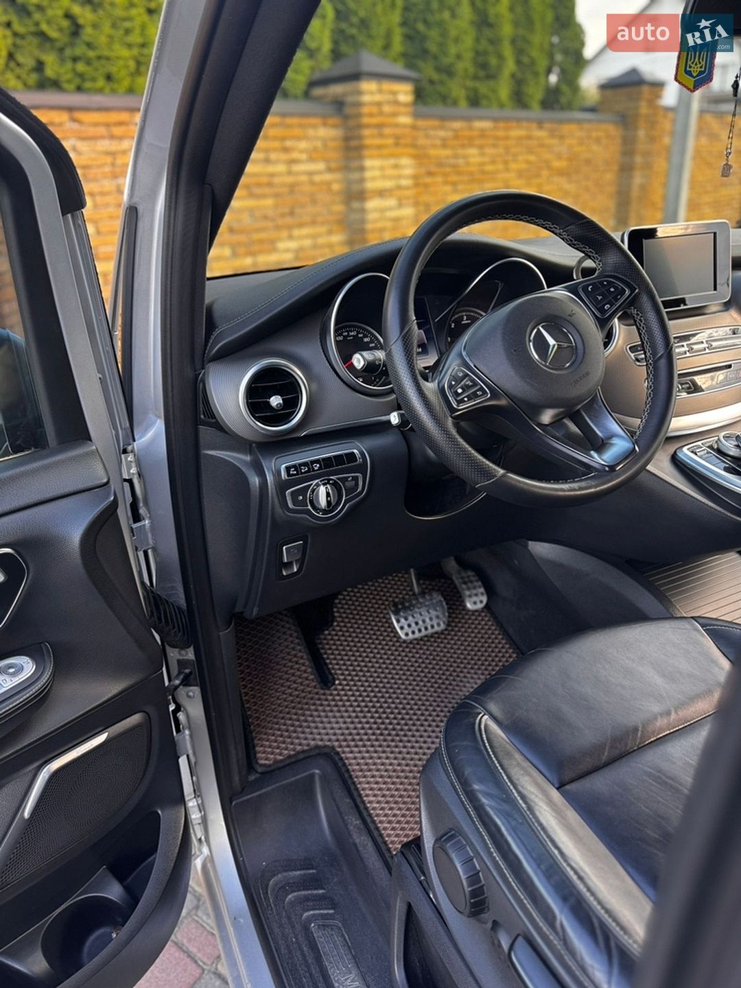 Mercedes-Benz V-Class 2016 VIN WDF44781313156261 фото оголошення 9 з 18