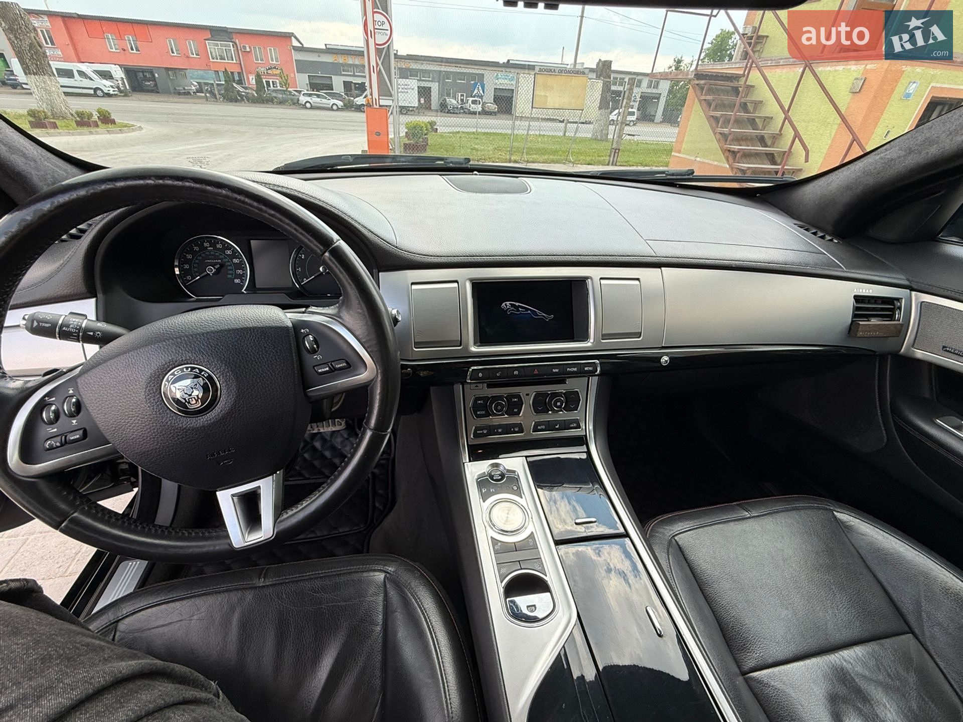 Jaguar XF 2015 VIN SAJWJ0FF7F8U76275 фото оголошення 13 з 17