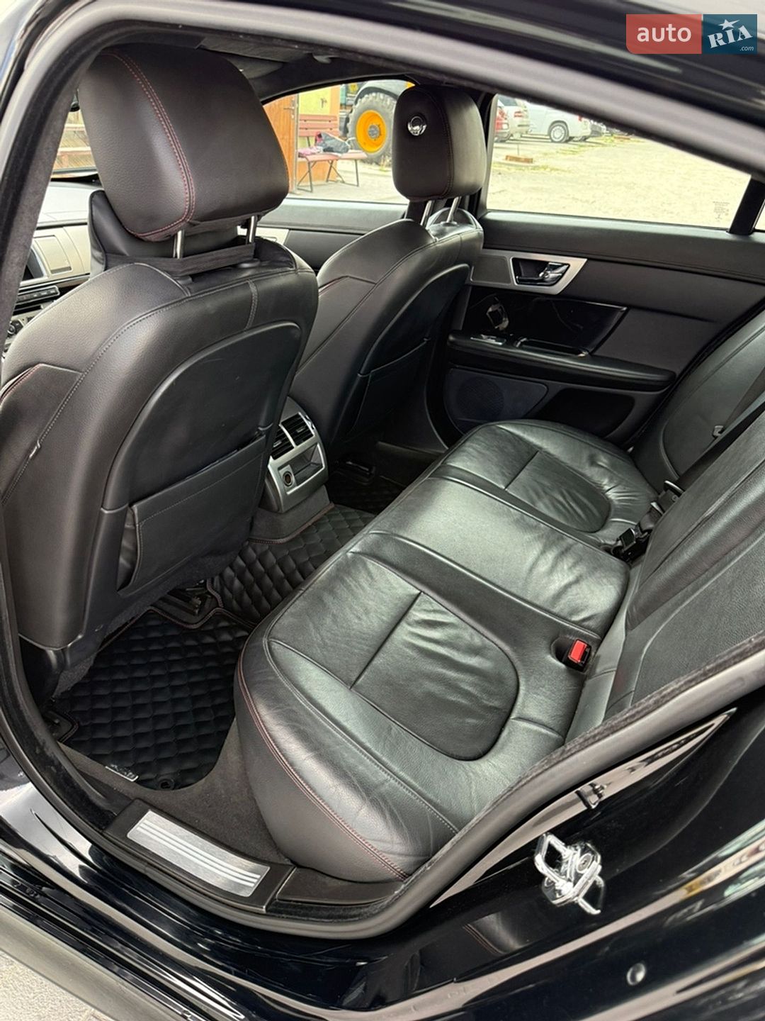 Jaguar XF 2015 VIN SAJWJ0FF7F8U76275 фото оголошення 16 з 17