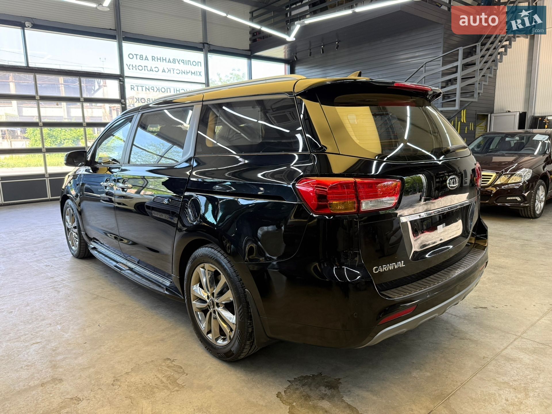Kia Carnival 2014 VIN KNAMC81ABFS053235 фото оголошення 5 з 41
