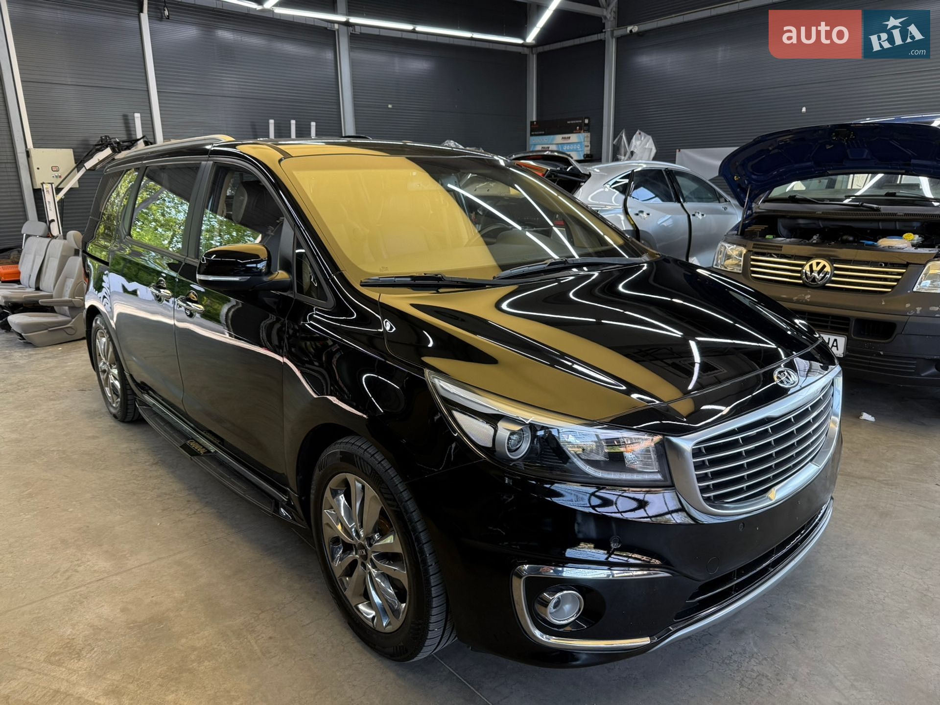 Kia Carnival 2014 VIN KNAMC81ABFS053235 фото оголошення 10 з 41