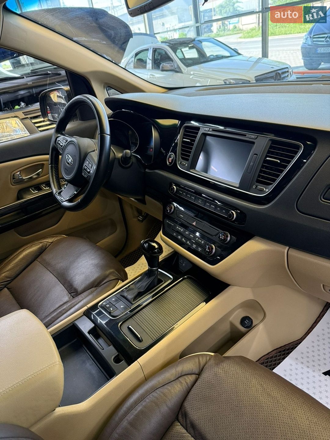 Kia Carnival 2014 VIN KNAMC81ABFS053235 фото оголошення 14 з 41