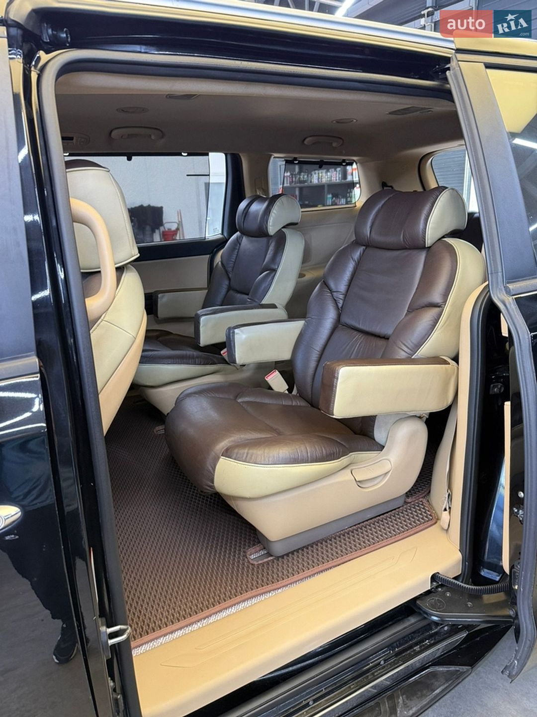 Kia Carnival 2014 VIN KNAMC81ABFS053235 фото оголошення 33 з 41