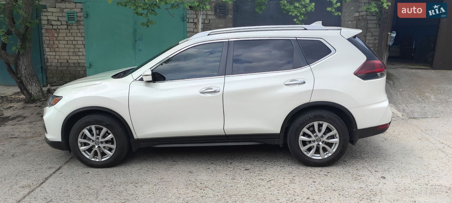 Nissan Rogue 2019 VIN KNMAT2MT2KP544697 фото оголошення 36 з 51