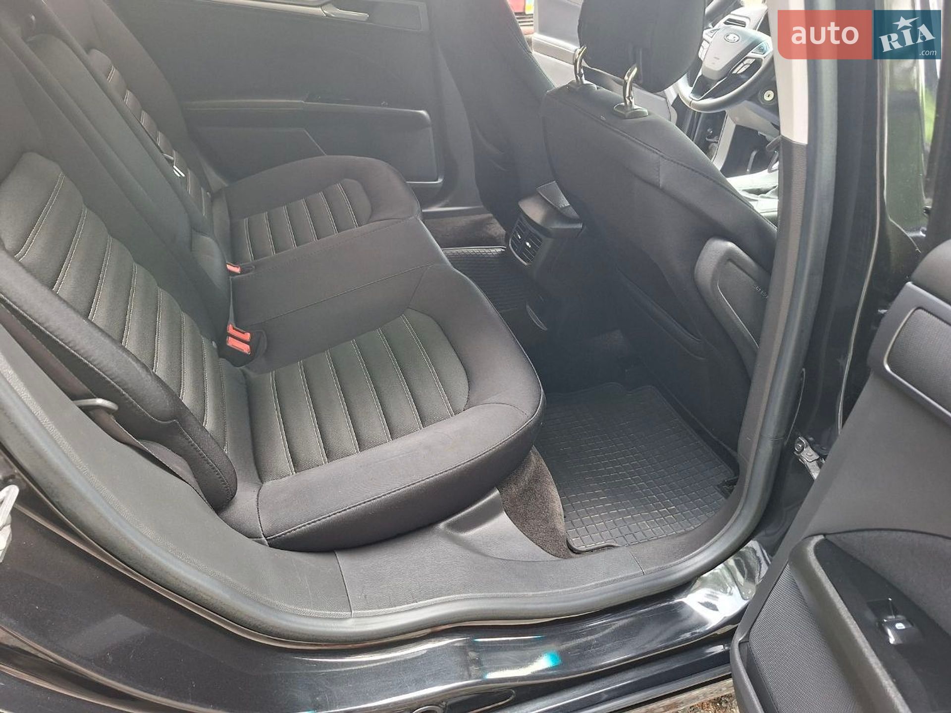 Ford Fusion 2014 VIN 1FA6P0H72E5401055 фото оголошення 15 з 18