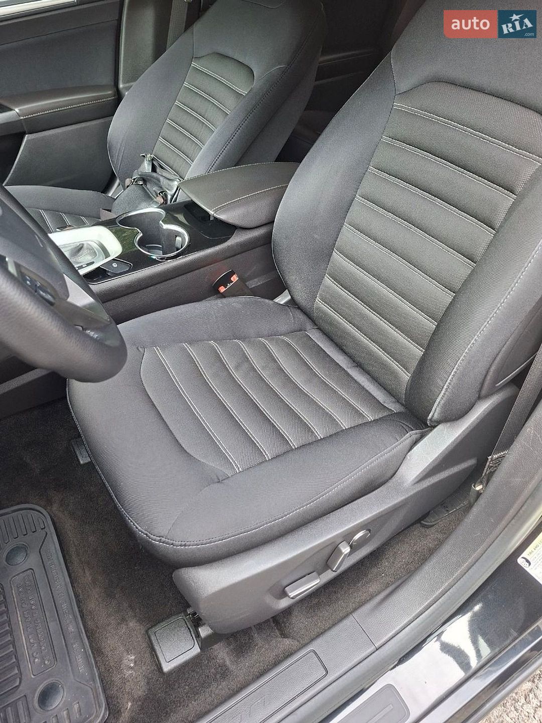 Ford Fusion 2014 VIN 1FA6P0H72E5401055 фото оголошення 18 з 18