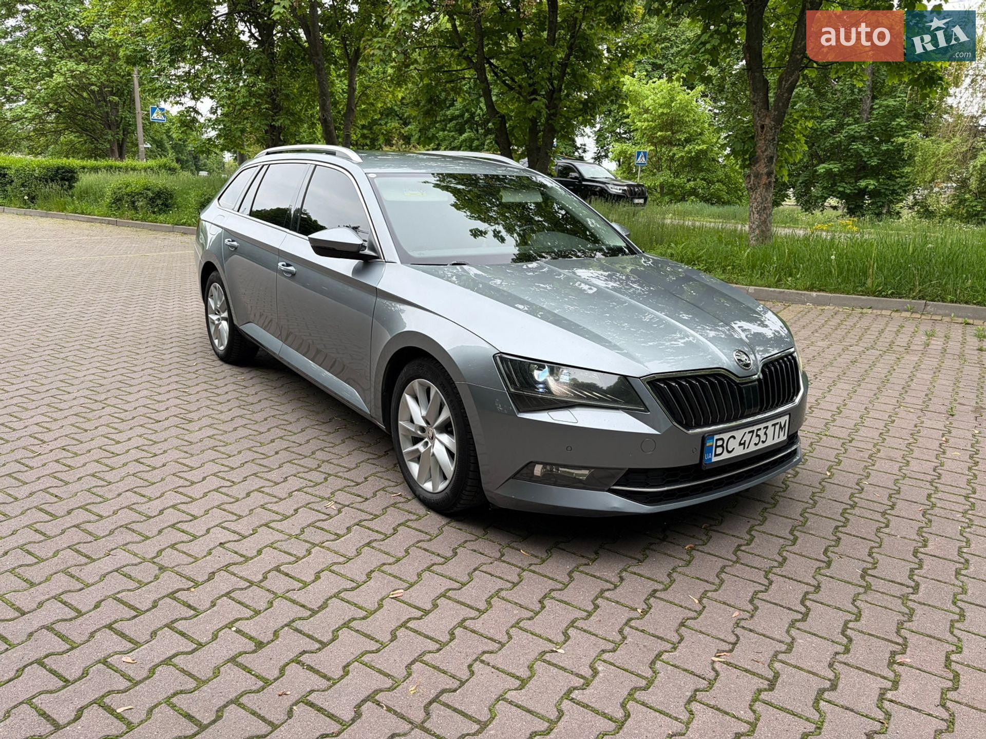 Skoda Superb 2019 VIN TMBJH7NP0K7064299 фото оголошення 2 з 29
