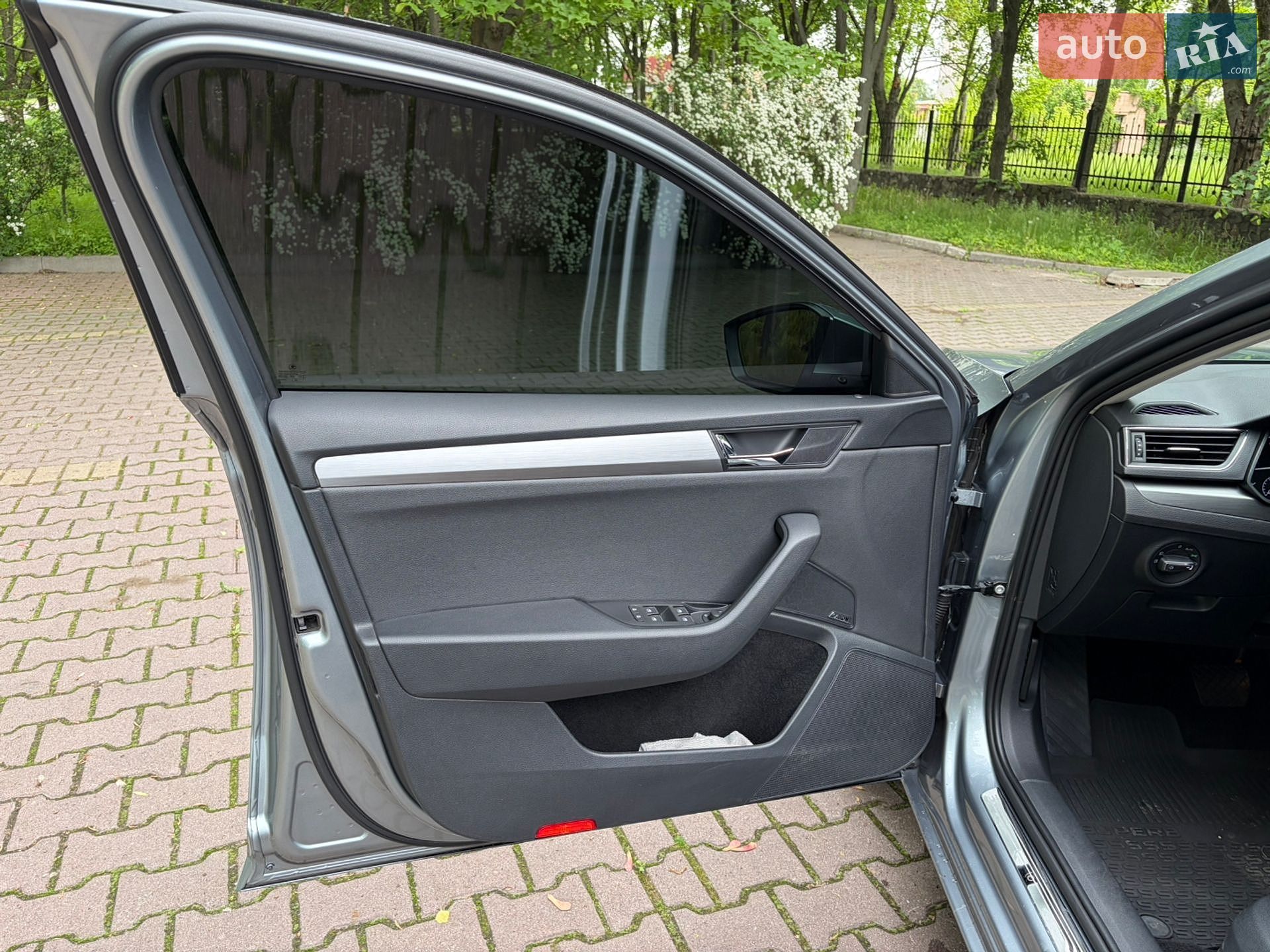 Skoda Superb 2019 VIN TMBJH7NP0K7064299 фото оголошення 9 з 29