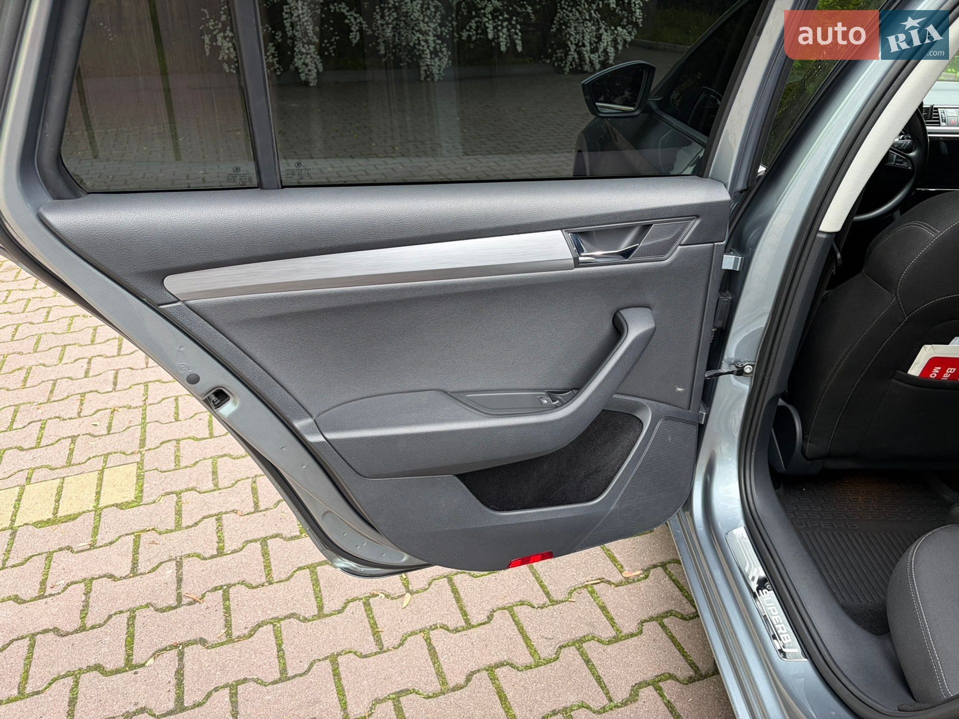 Skoda Superb 2019 VIN TMBJH7NP0K7064299 фото оголошення 12 з 29