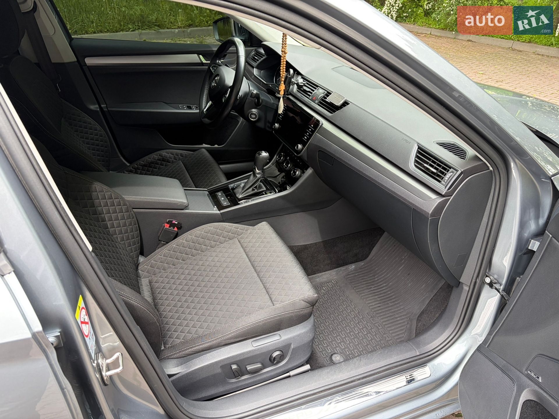 Skoda Superb 2019 VIN TMBJH7NP0K7064299 фото оголошення 19 з 29