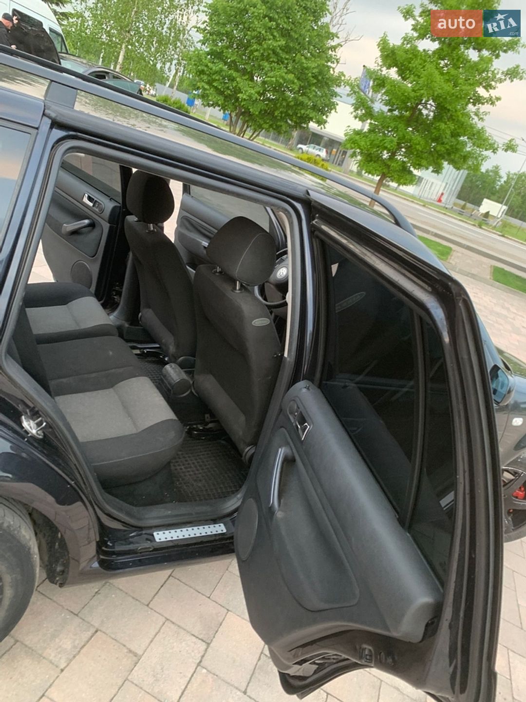 Volkswagen Golf 2003 VIN WVWZZZ1JZ4W111089 фото оголошення 10 з 15