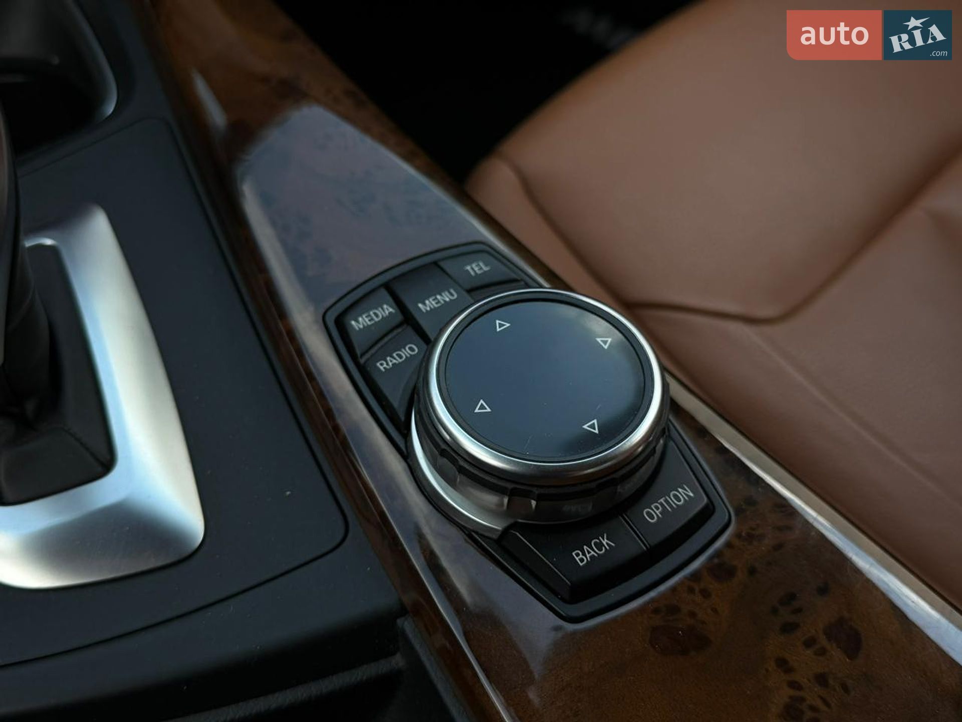 BMW 3 Series 2014 VIN WBA3G7C52EKN37499 фото оголошення 11 з 68
