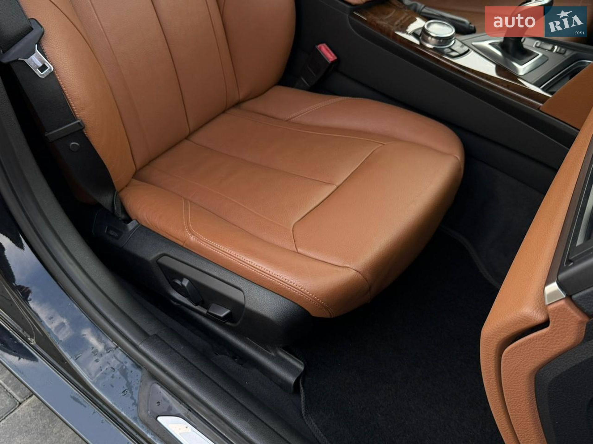 BMW 3 Series 2014 VIN WBA3G7C52EKN37499 фото оголошення 17 з 68