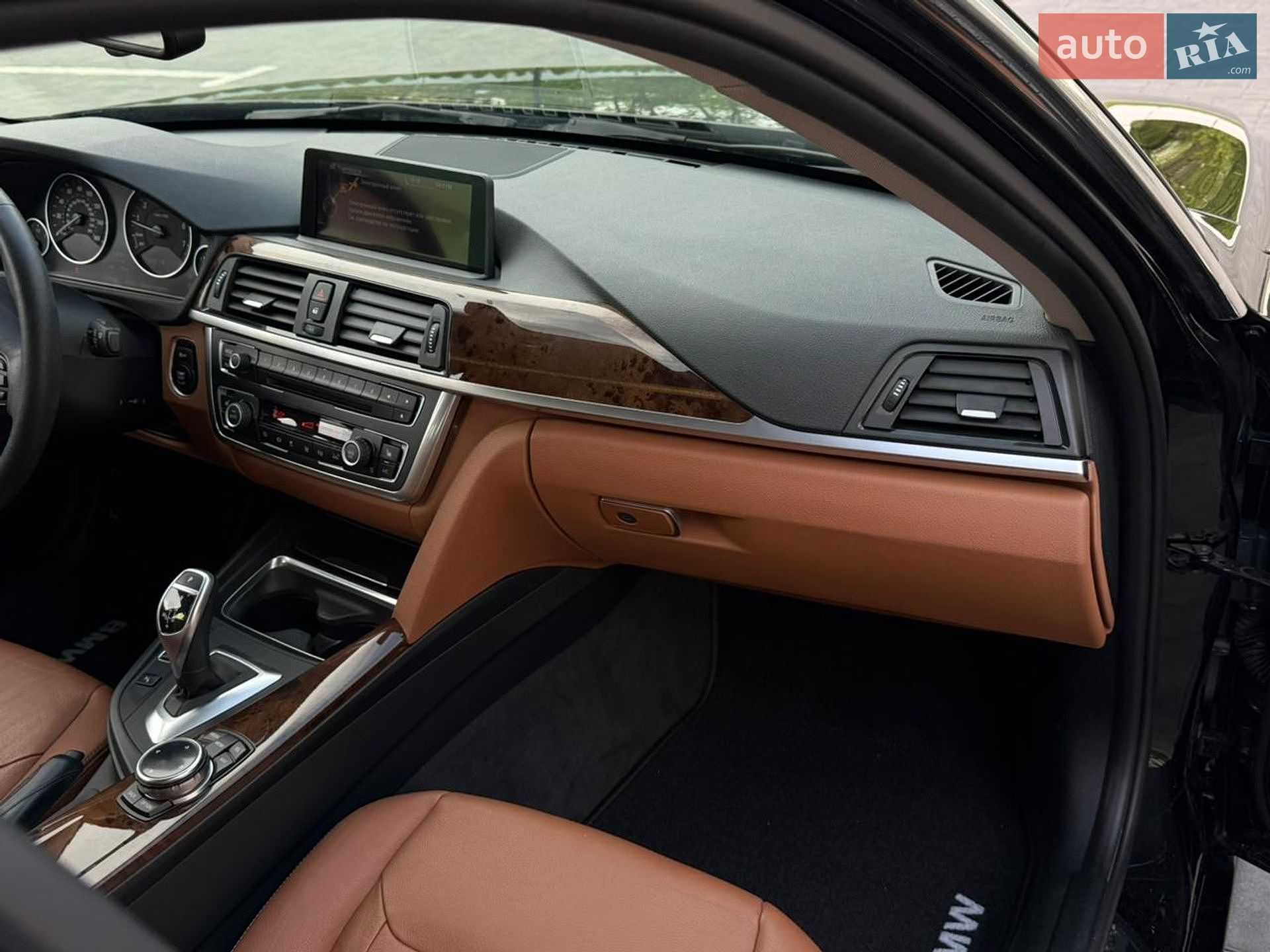 BMW 3 Series 2014 VIN WBA3G7C52EKN37499 фото оголошення 18 з 68