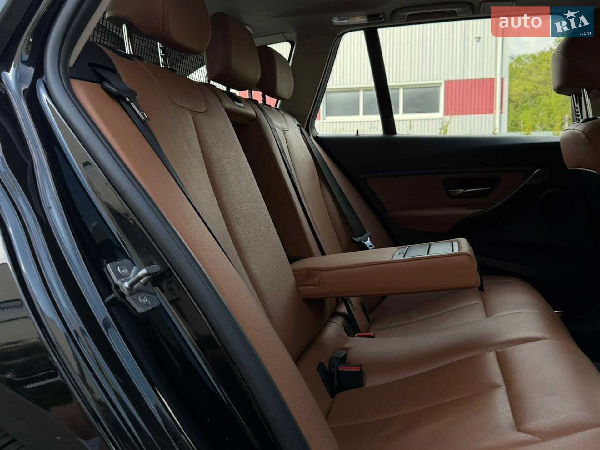 BMW 3 Series 2014 VIN WBA3G7C52EKN37499 фото оголошення 38 з 68