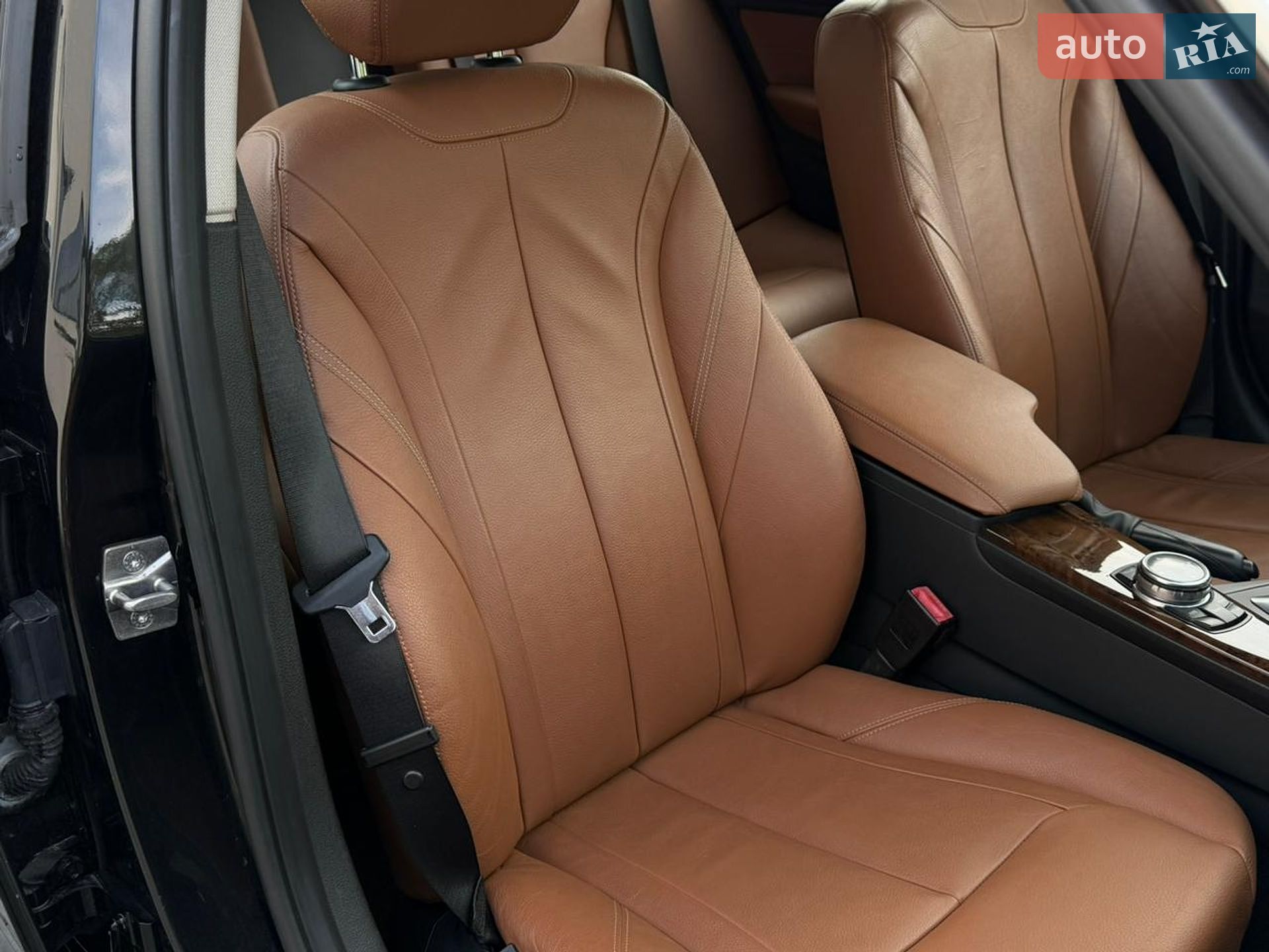 BMW 3 Series 2014 VIN WBA3G7C52EKN37499 фото оголошення 41 з 68