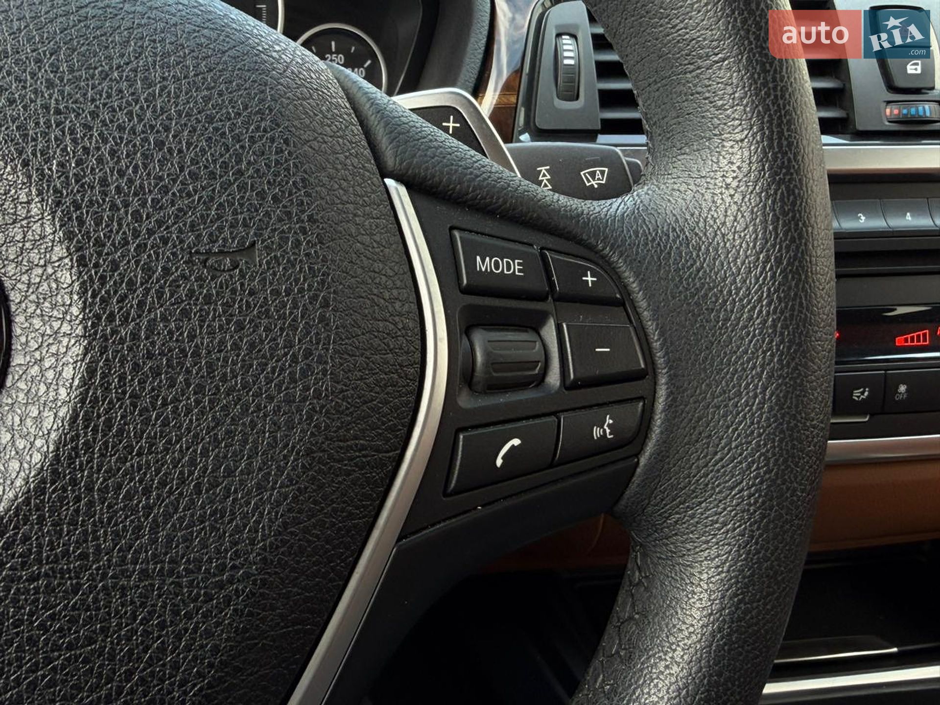BMW 3 Series 2014 VIN WBA3G7C52EKN37499 фото оголошення 44 з 68