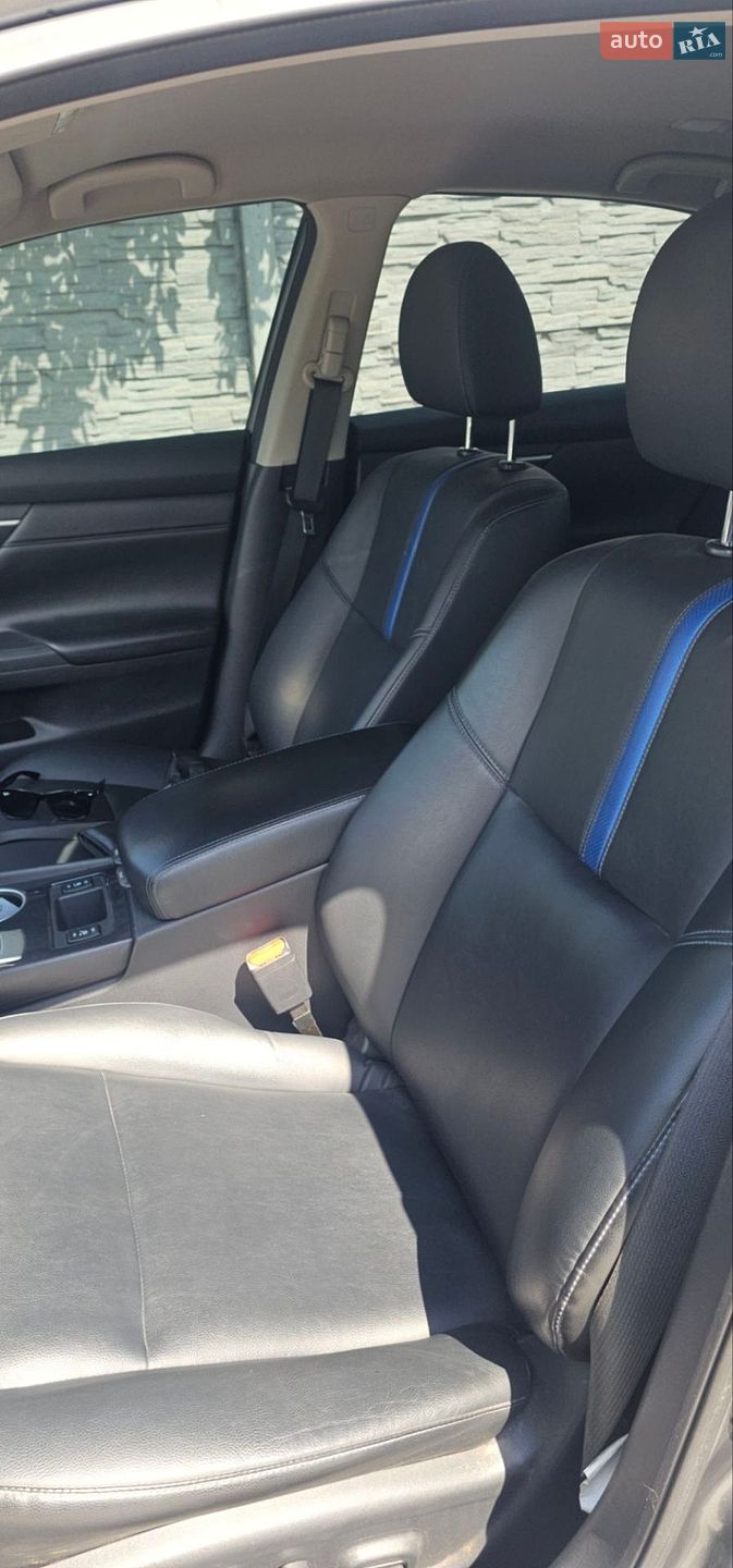 Nissan Altima 2018 VIN 1N4AL3AP4JC206579 фото оголошення 2 з 13