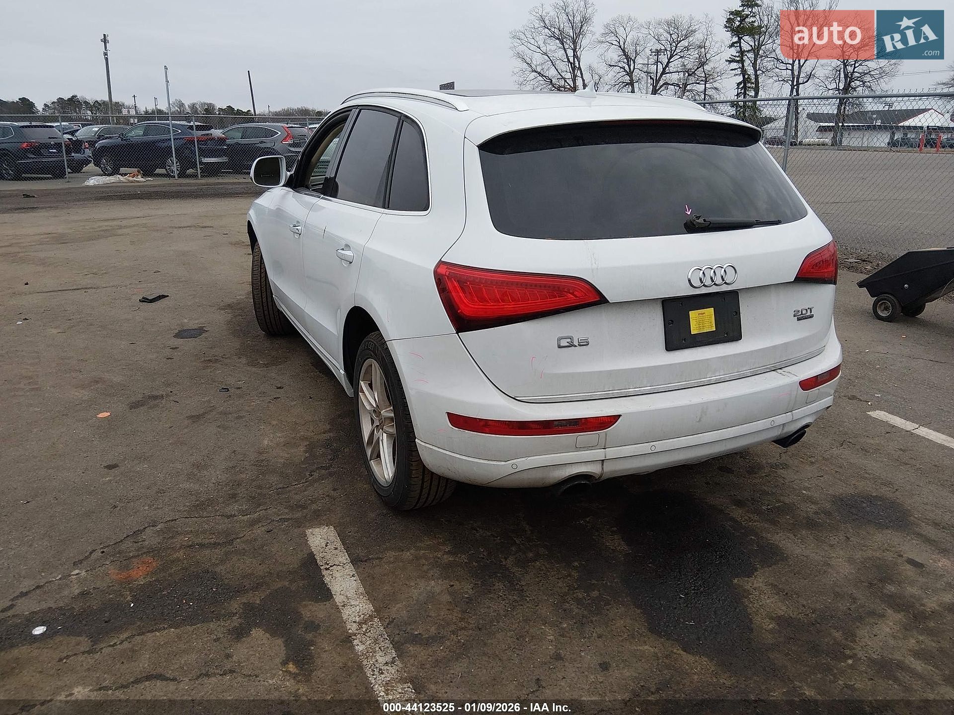Audi Q5 2015 VIN WA1LFAFP4FA146002 фото оголошення 39 з 52