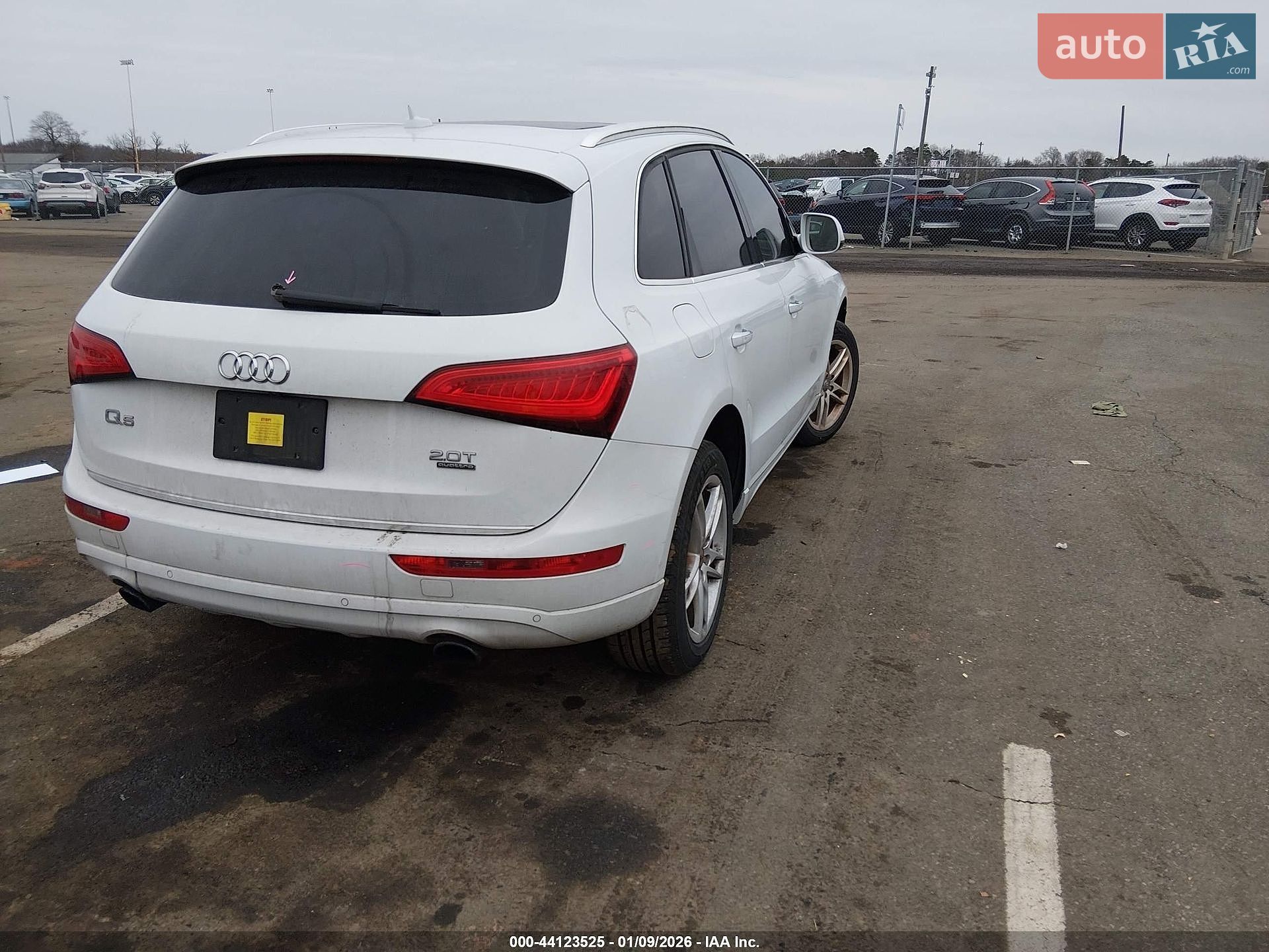 Audi Q5 2015 VIN WA1LFAFP4FA146002 фото оголошення 40 з 52