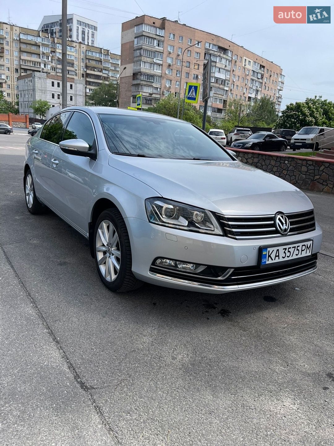 Volkswagen Passat 2011 VIN WVWZZZ3CZCP000682 фото оголошення 2 з 19