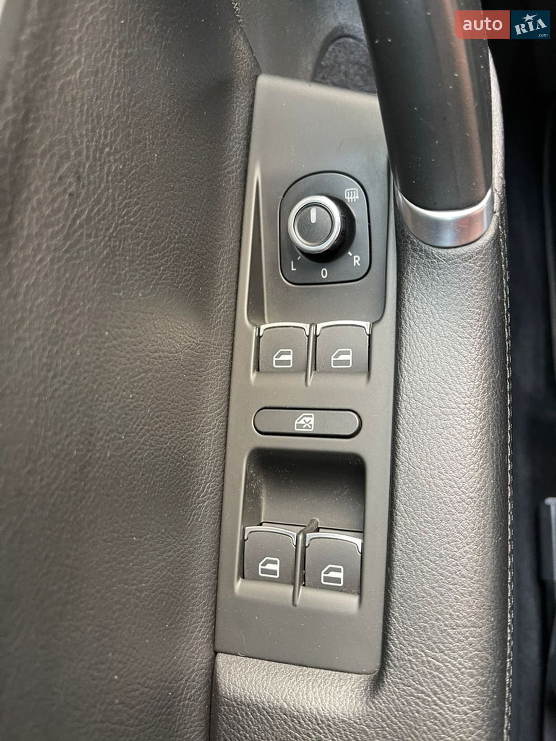 Volkswagen Passat 2011 VIN WVWZZZ3CZCP000682 фото оголошення 16 з 19