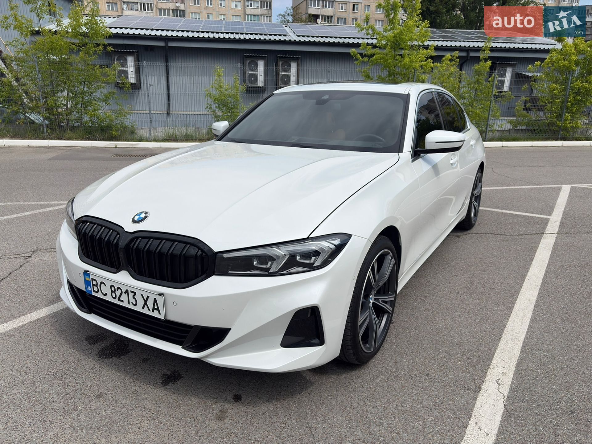 BMW 3 Series 2024 VIN 3MW69FF01R8E43199 фото оголошення 2 з 20