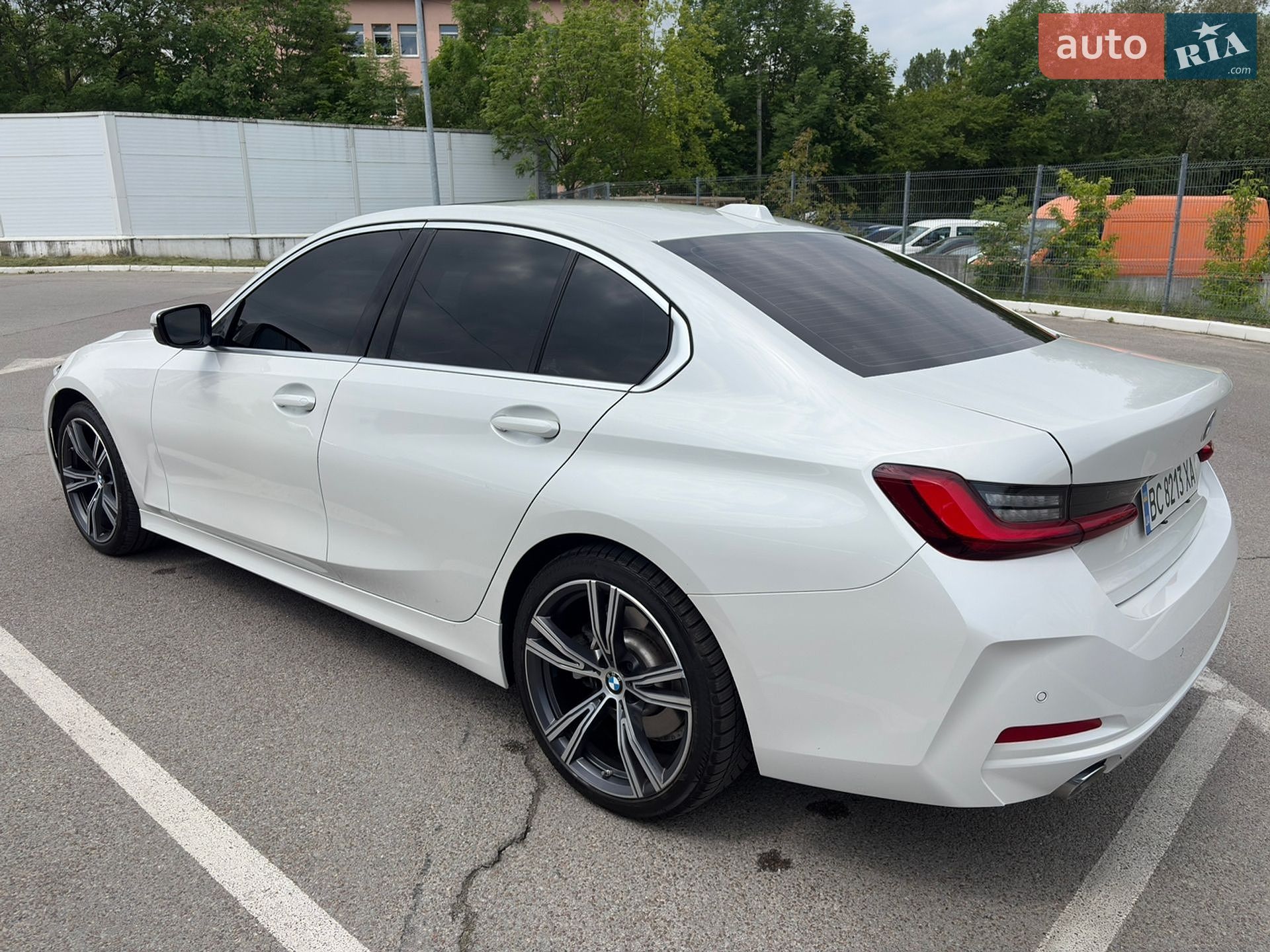 BMW 3 Series 2024 VIN 3MW69FF01R8E43199 фото оголошення 7 з 20