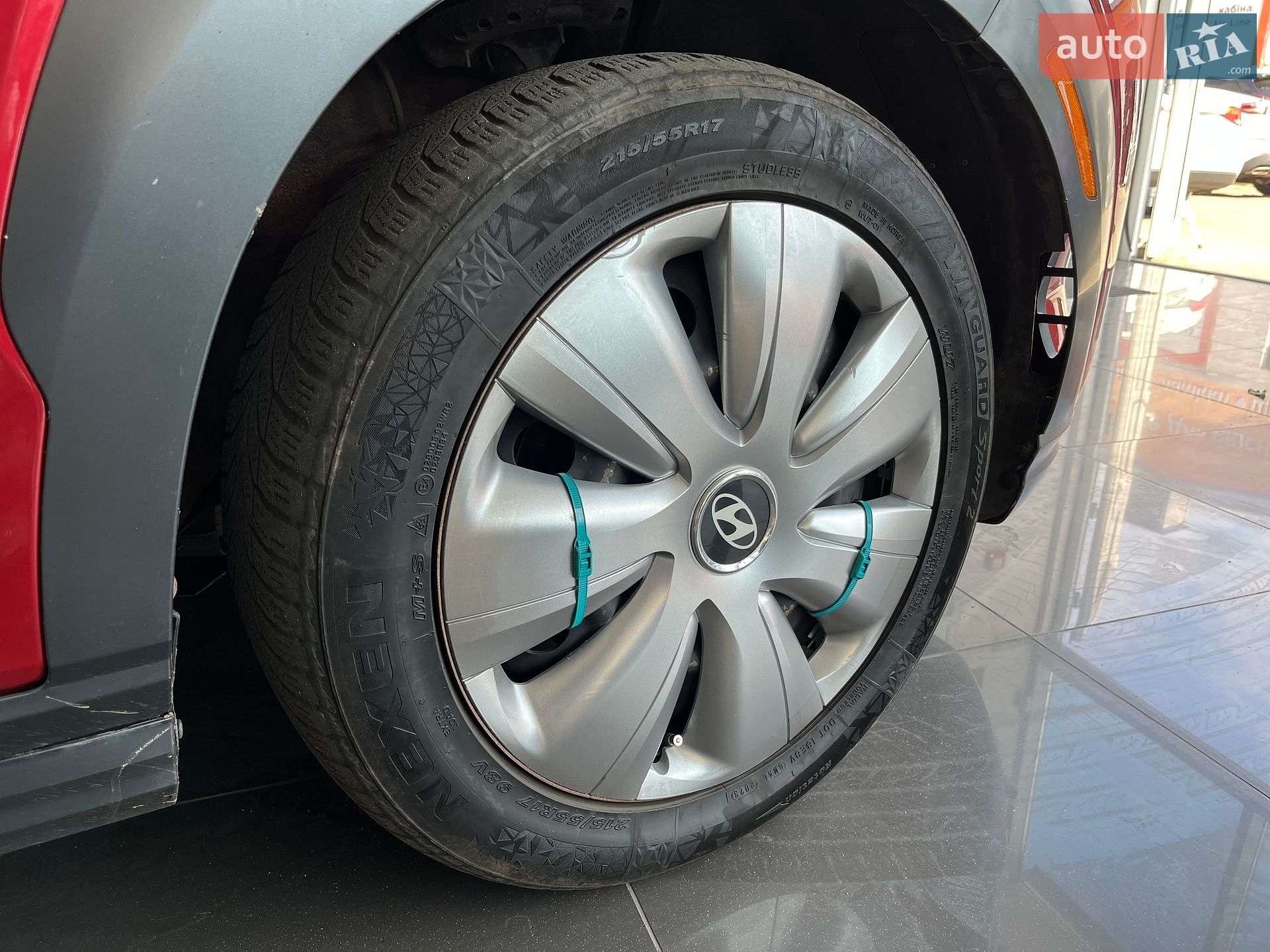 Hyundai Kona 2019 VIN KM8K33AG2LU065759 фото оголошення 25 з 29
