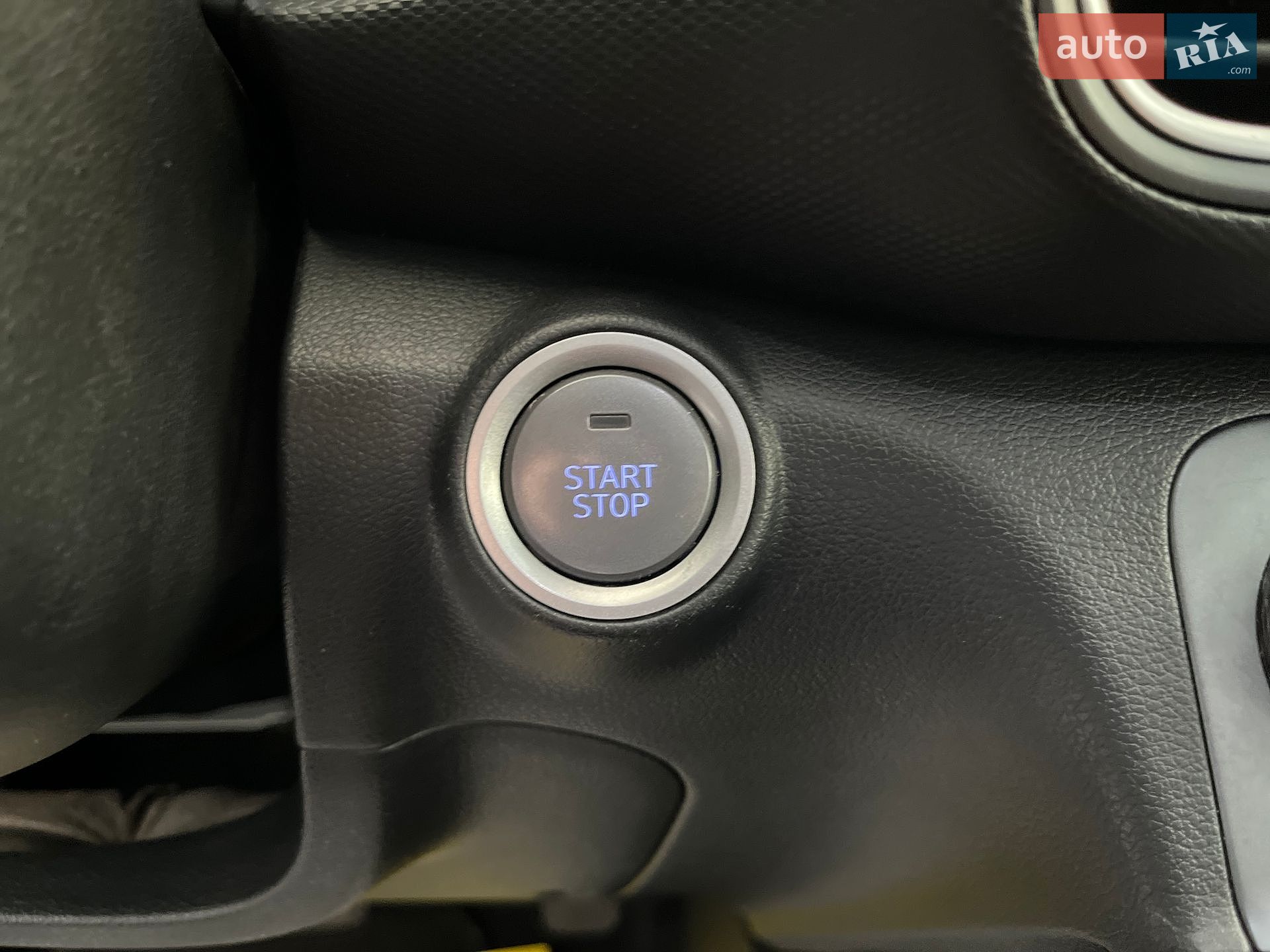 Hyundai Kona 2019 VIN KM8K33AG2LU065759 фото оголошення 19 з 29