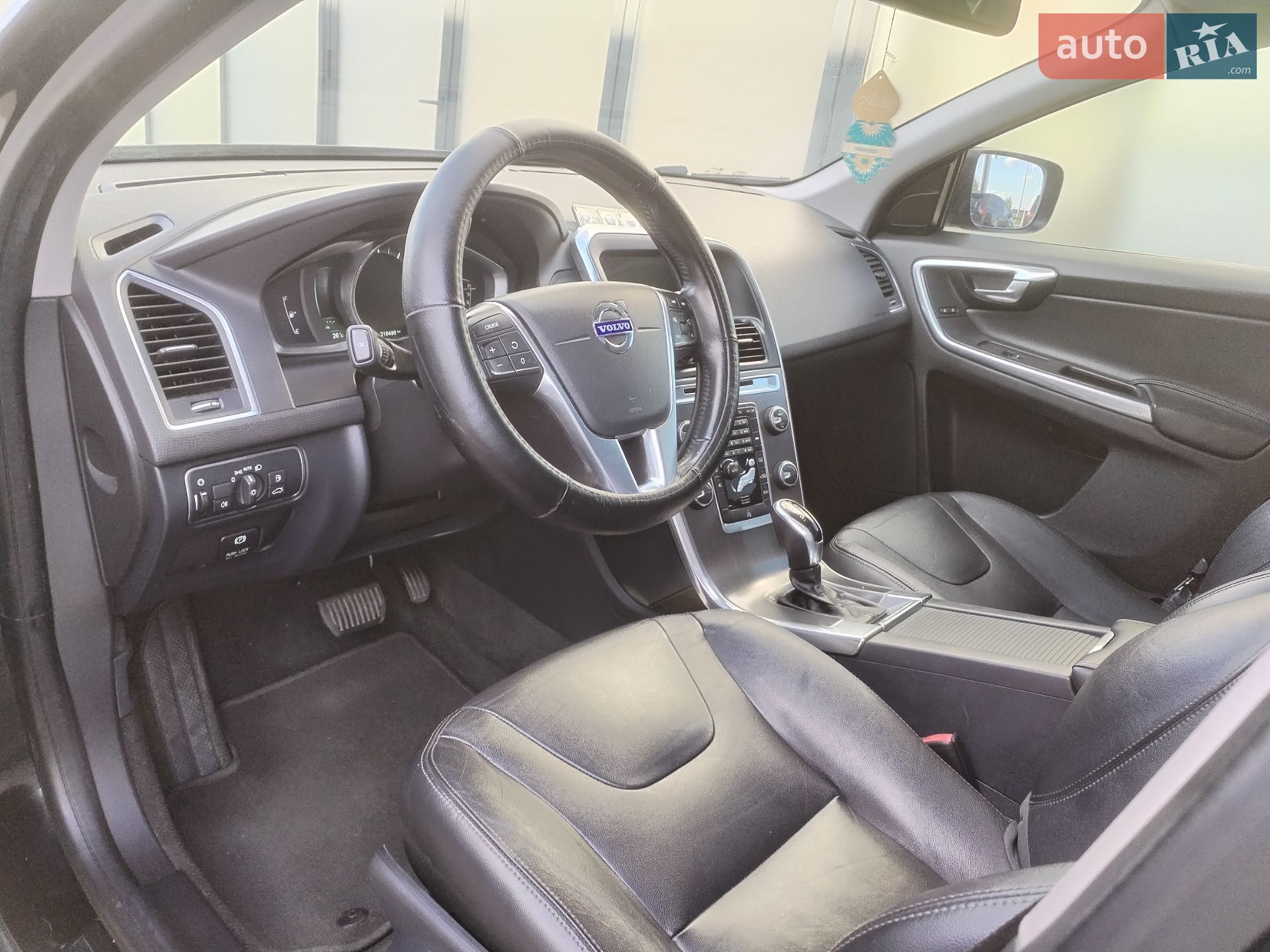 Volvo Xc60 2014 VIN YV426MDBXF2587831 фото оголошення 18 з 21