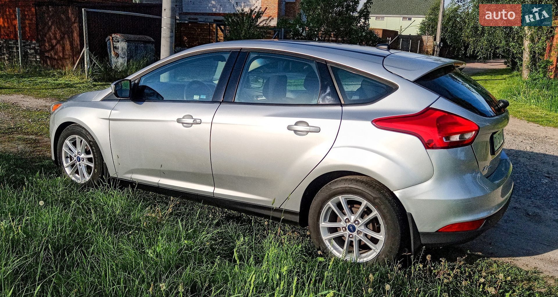 Ford Focus 2017 VIN 1FADP3K2XJL224945 фото оголошення 7 з 14