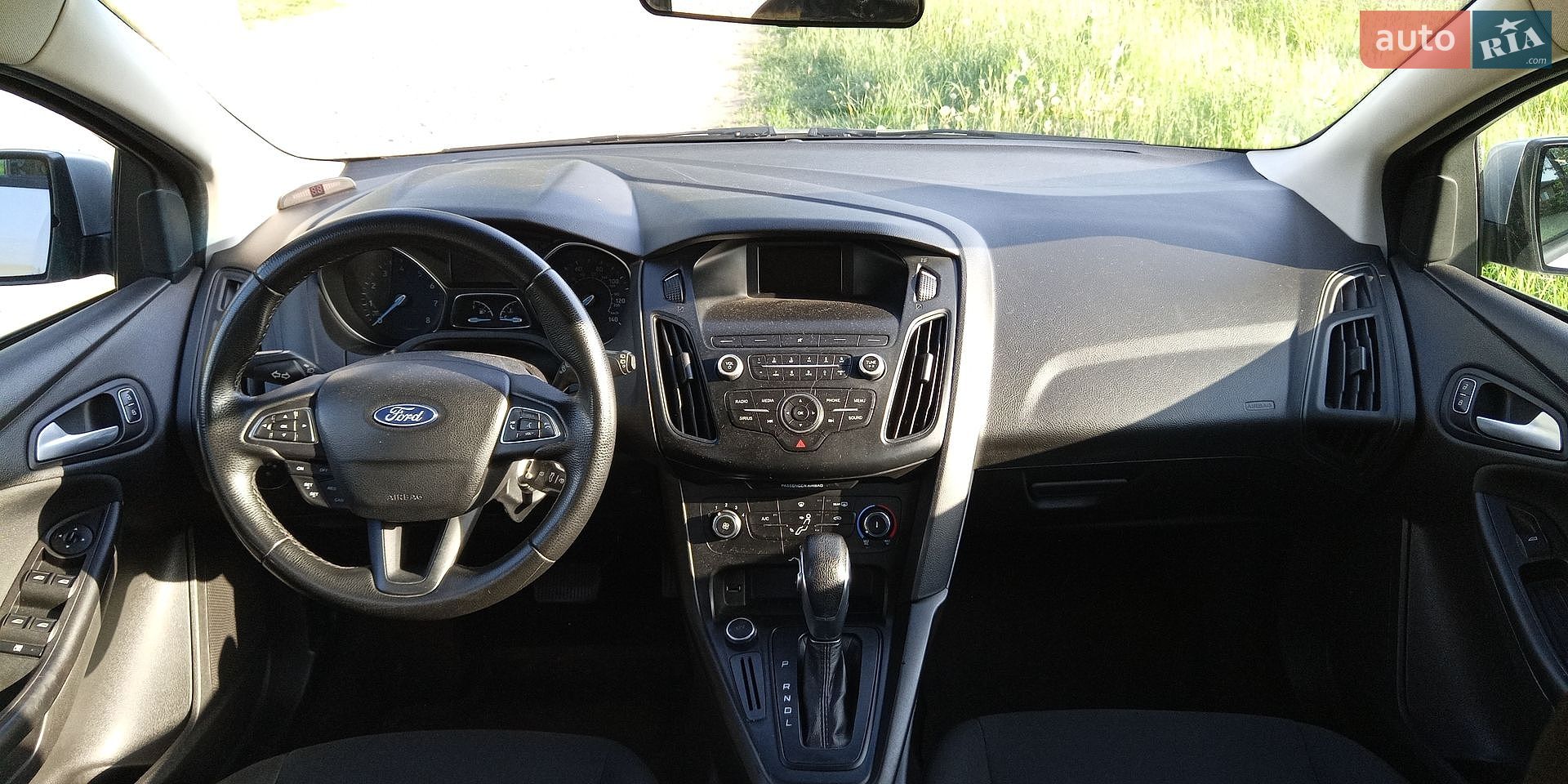Ford Focus 2017 VIN 1FADP3K2XJL224945 фото оголошення 9 з 14