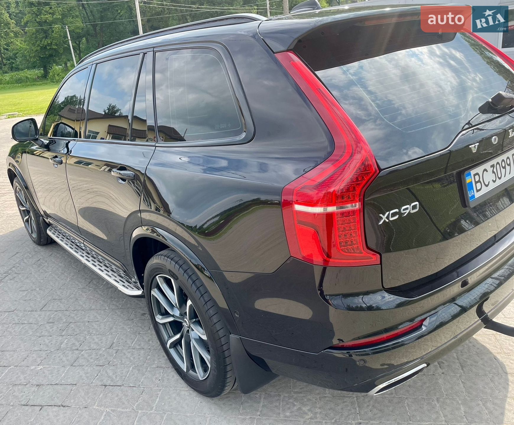 Volvo Xc90 2015 VIN YV1LFA4BCG1049281 фото оголошення 5 з 15