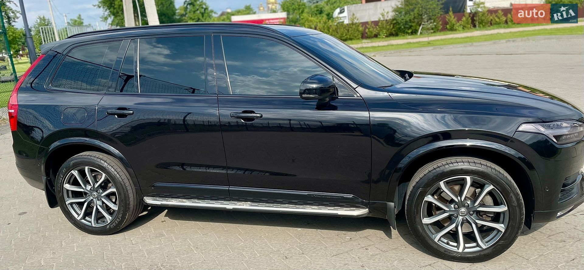 Volvo Xc90 2015 VIN YV1LFA4BCG1049281 фото оголошення 3 з 15