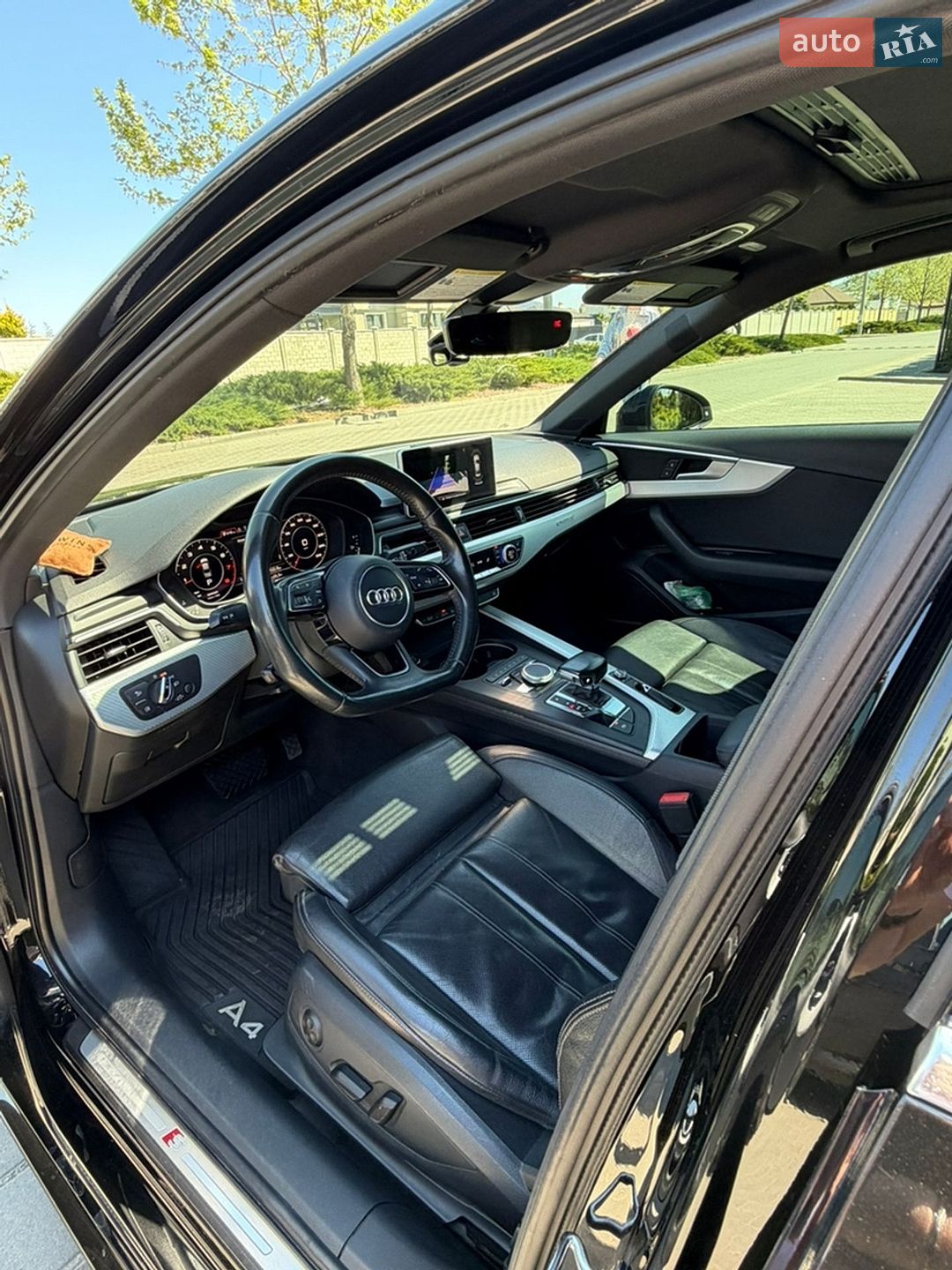 Audi A4 2016 VIN WAUENAF44HN005950 фото оголошення 5 з 11