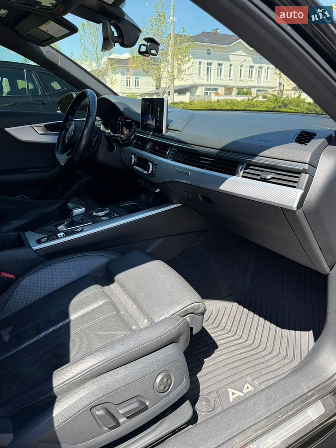 Audi A4 2016 VIN WAUENAF44HN005950 фото оголошення 9 з 11