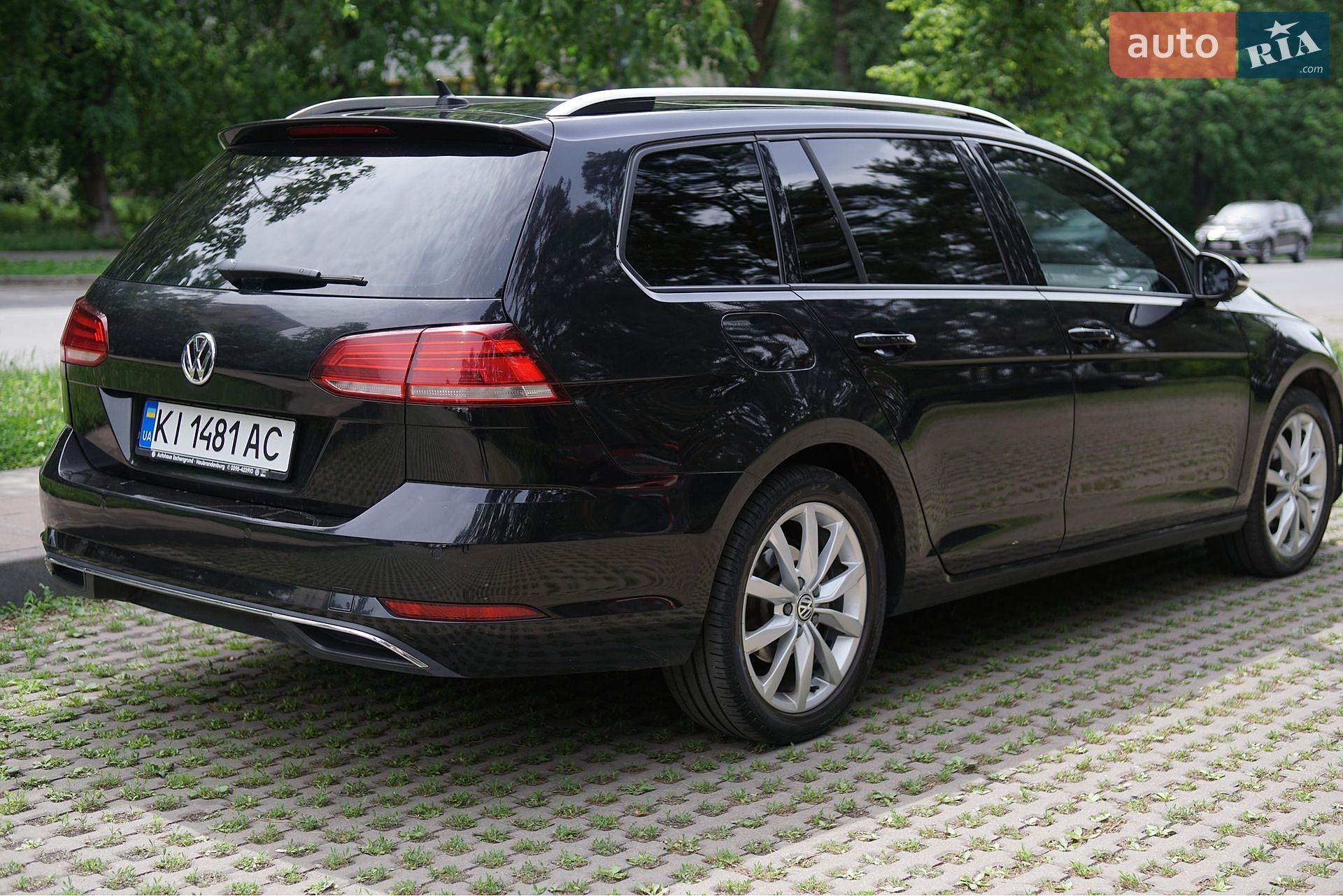 Volkswagen Golf 2018 VIN WVWZZZAUZJP607228 фото оголошення 7 з 31